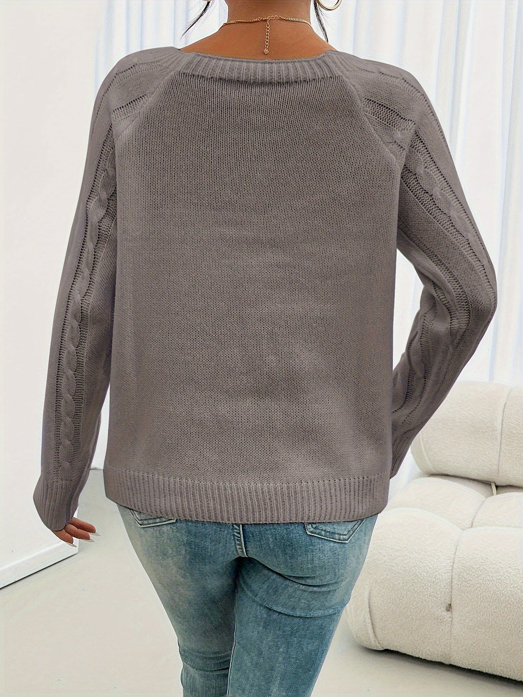 Pull à Maille Torsadée avec Boutons Décoratifs sur l’Épaule pour Femmes | Idéal pour Saisons Fraîches