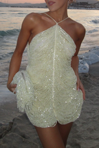 Robe Courte avec Encolure Américaine et Détails Perlés pour Femmes | Idéale pour les Soirées et Occasions Nocturnes
