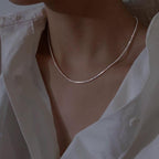 Collier Fin avec Chaîne Simple pour Femme | Idéal pour Un Usage Quotidien