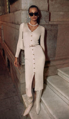 Robe Midi en Maille avec Col V et Boutons pour Femme | Idéale pour les Occasions Quotidiennes et les Sorties