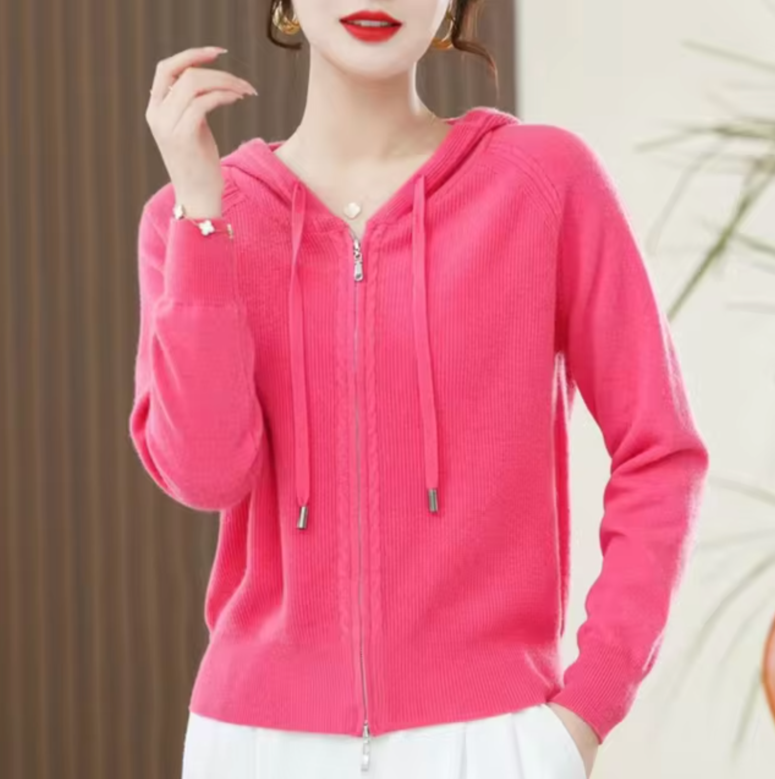 Gilet À Capuche Zippé Avec Coupe Standard Pour Femme | Idéal Pour La Mi-Saison