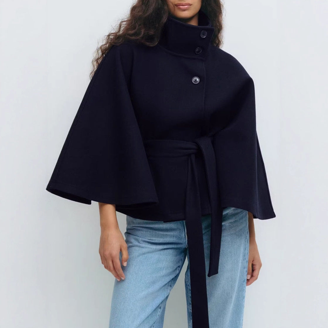 Veste Ceinturée avec Col Montant pour Femme | Idéale pour le Quotidien et les Loisirs