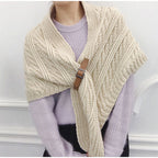Châle Trinagle Doux avec Boucle pour Femme | Idéal pour l’Hiver