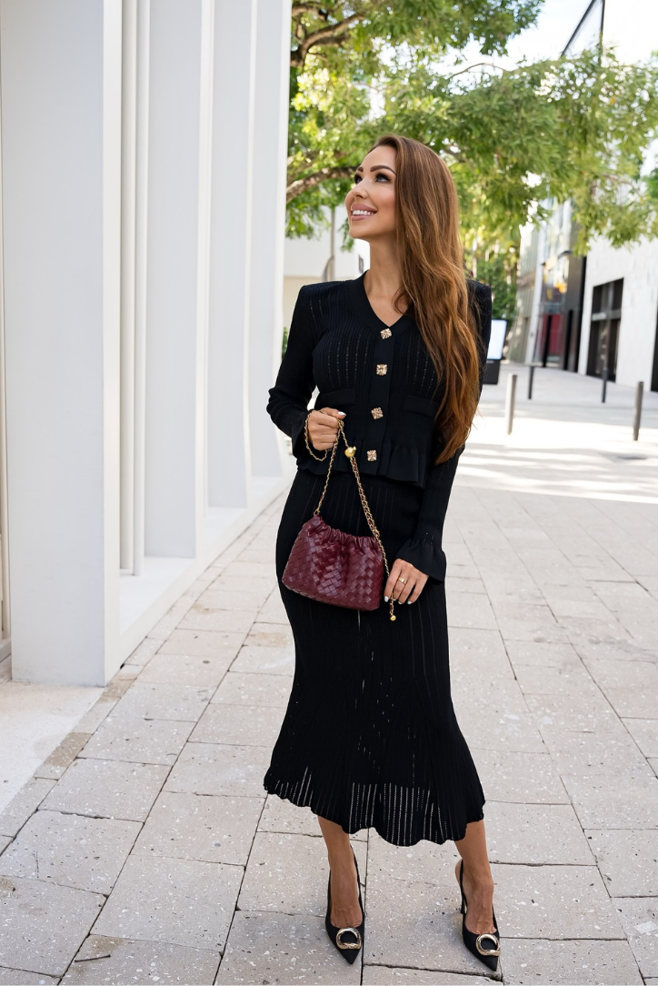 Ensemble Deux Pièces avec Cardigan à Col en V et Jupe Longue Évasée pour Femmes | Idéal pour Tenues de Travail ou Sorties