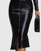 Robe Midi Ajustée avec Fermeture Zippée Frontale et Texture Effet Crocodile pour Femme | Idéale pour Événements et Sorties en Soirée