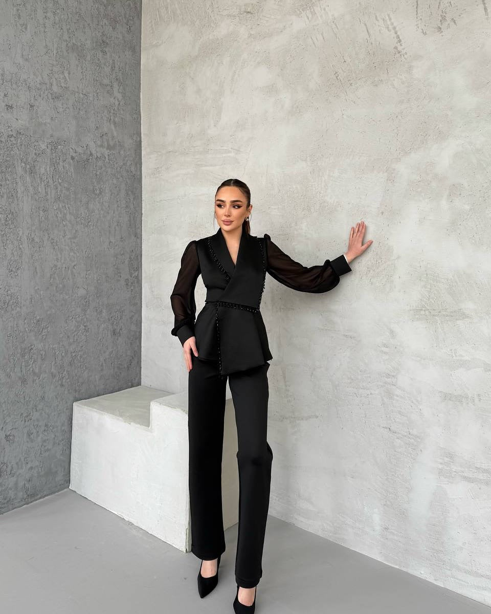 Ensemble Deux Pièces avec Blazer Drapé et Pantalon Droit pour Femme | Idéal pour les Événements Professionnels