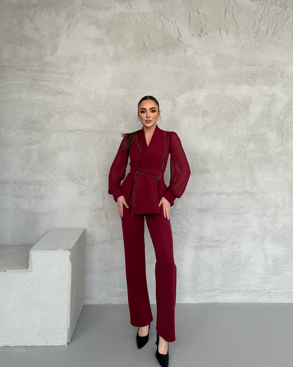 Ensemble Deux Pièces avec Blazer Drapé et Pantalon Droit pour Femme | Idéal pour les Événements Professionnels