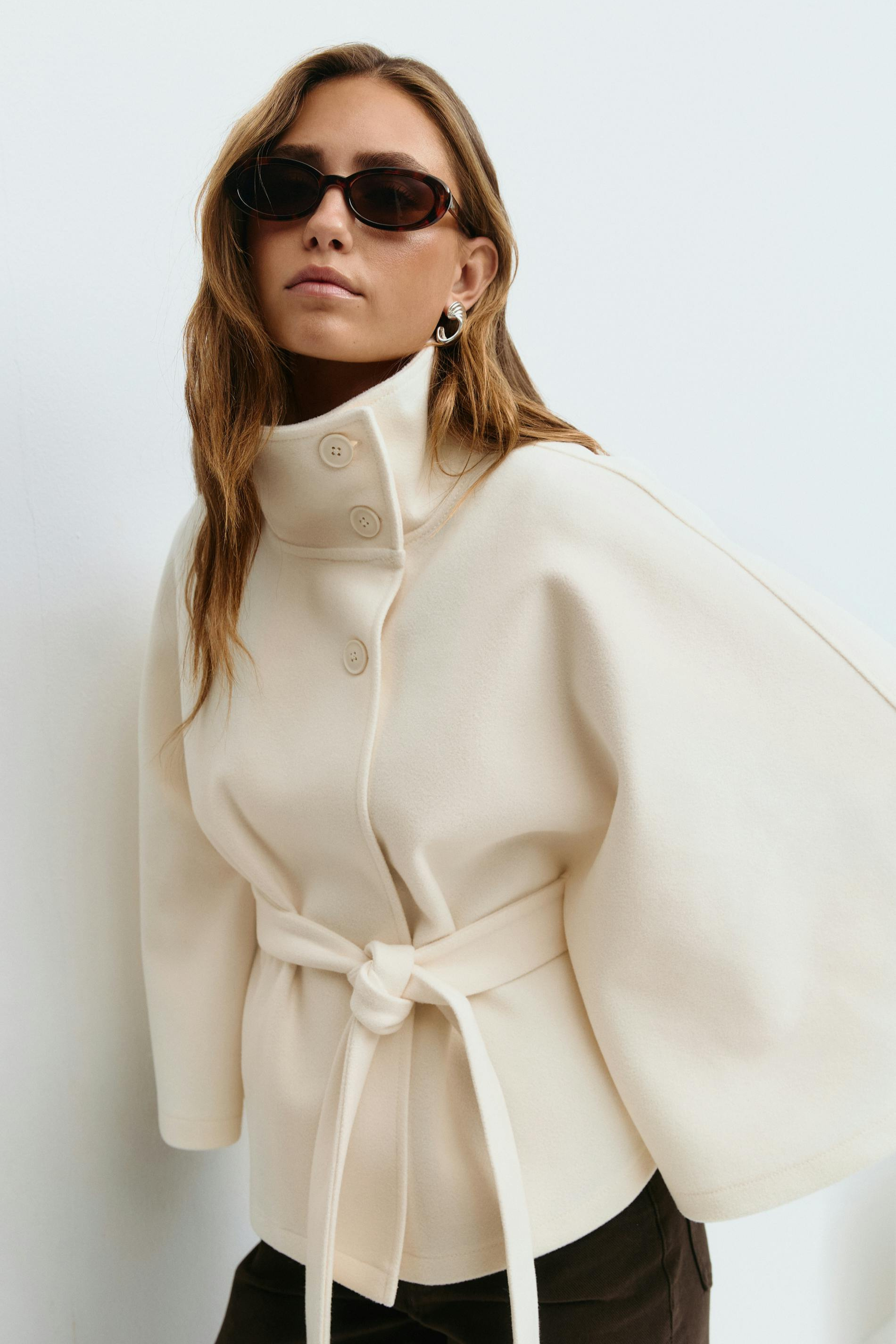 Veste Cape Ceinturée Avec Manches Cape Pour Femmes | Idéale Pour Un Usage Quotidien