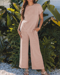 Ensemble T-Shirt à Manches Courtes et Pantalon Large pour Femme | Idéal pour le Quotidien
