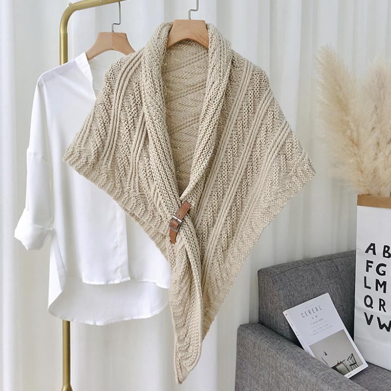 Châle Trinagle Doux avec Boucle pour Femme | Idéal pour l’Hiver