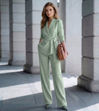 Ensemble Deux Pièces Avec Blazer Croisé Et Pantalon Droit Pour Femme | Idéal Pour Les Occasions Formelles