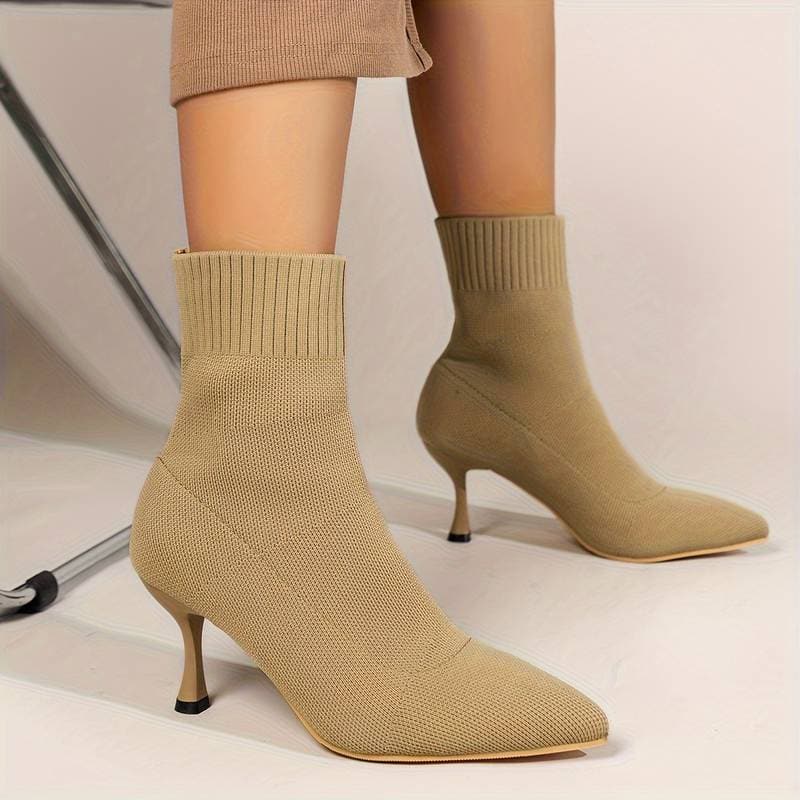 Bottines à Talon Haut et Coupe Ajustée pour Femmes | Idéal pour Usage Quotidien et Occasions