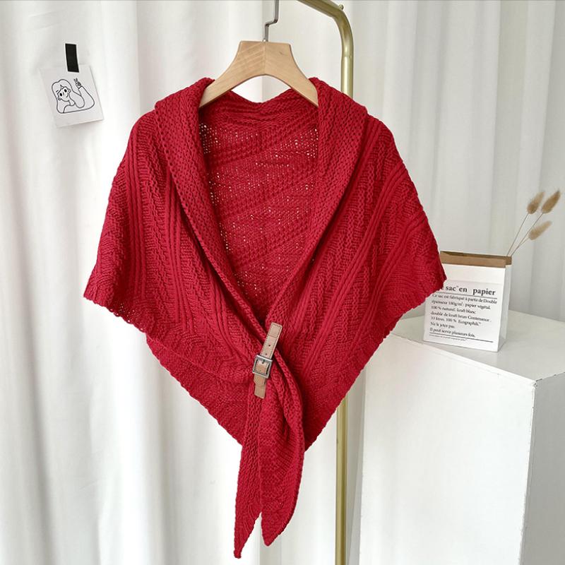 Châle Trinagle Doux avec Boucle pour Femme | Idéal pour l’Hiver