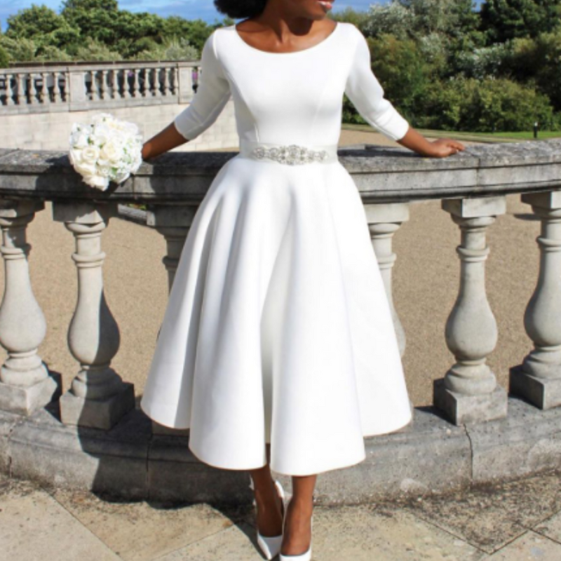 Robe Midi à Encolure Ronde avec Coupe A-Ligne et Manches Trois-Quarts pour Femme | Idéale pour Événements et Usage Quotidien