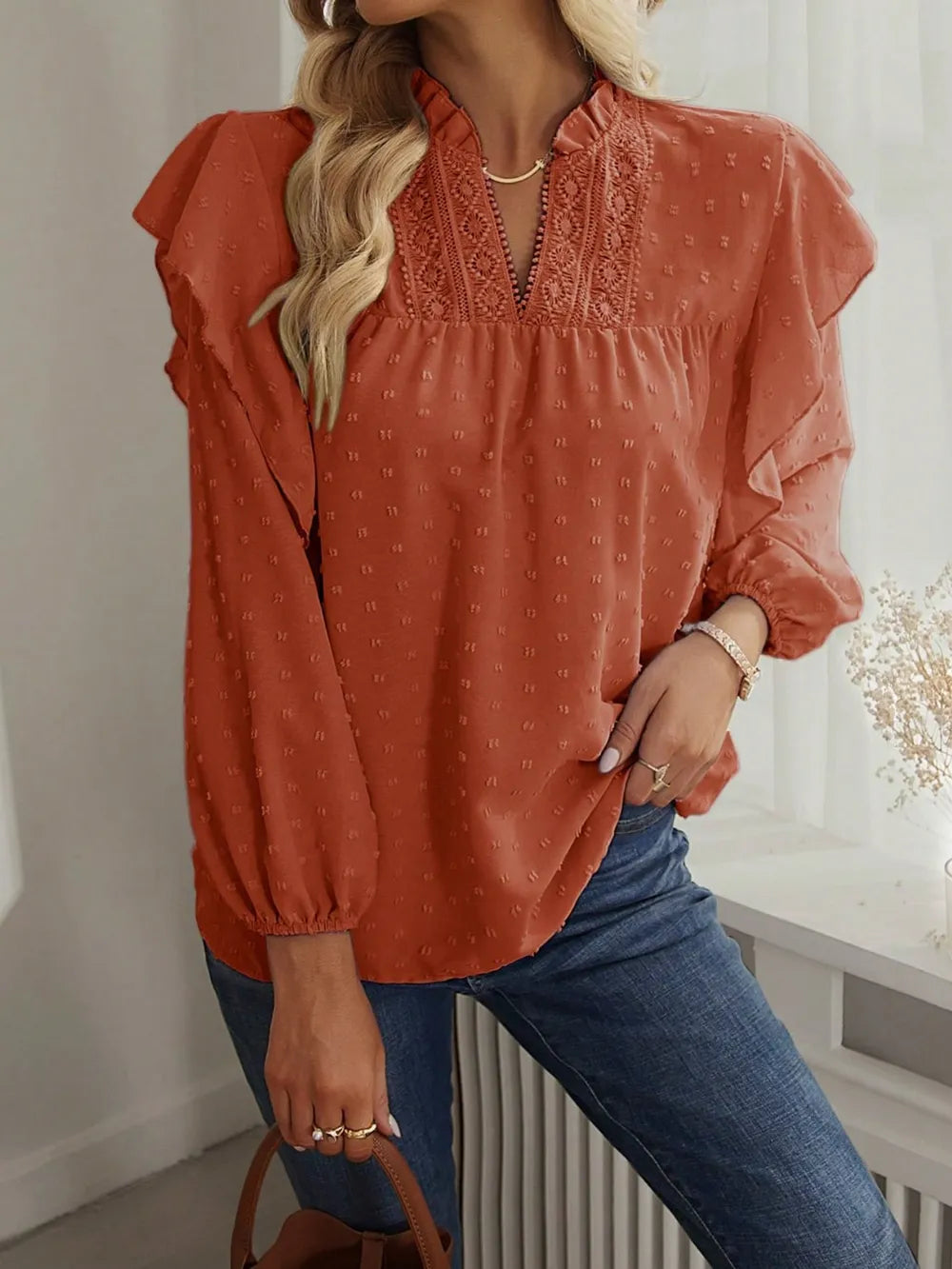 Blouse À Texture Suisse Avec Col À Volants Et Manches Longues Pour Femme | Idéale Pour Le Bureau Et Les Sorties