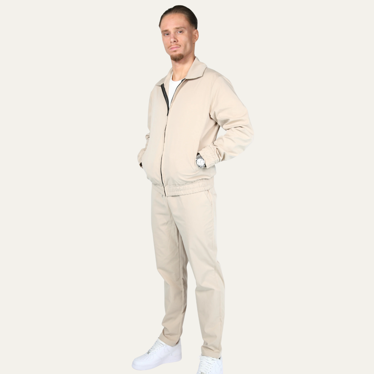 Ensemble Coordonné avec Veste Légère et Pantalon pour Homme | Idéal pour les Sorties Décontractées ou les Déplacements