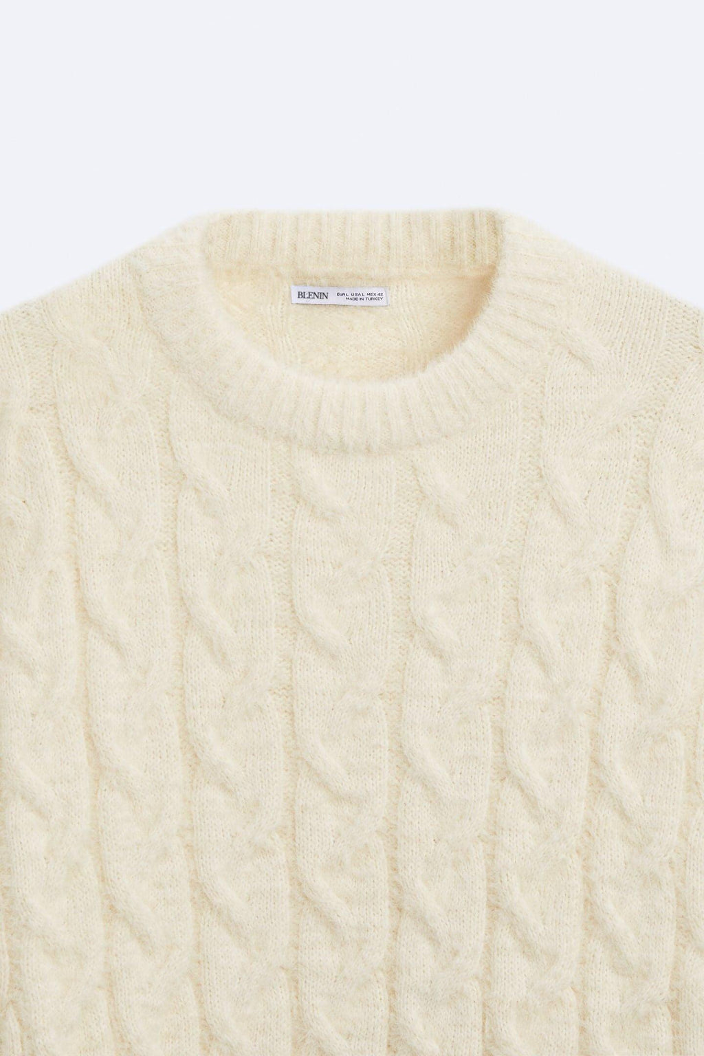 Pull pour Homme avec Motif en Torsades et Col Rond | Idéal pour les Journées Fraîches