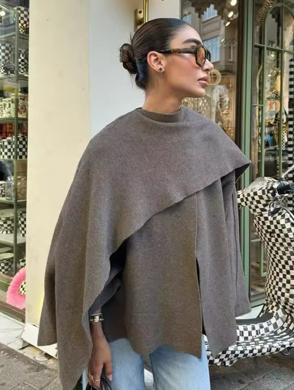 Cape Coat avec Coupe Fluide pour Femme | Idéal pour l’Automne