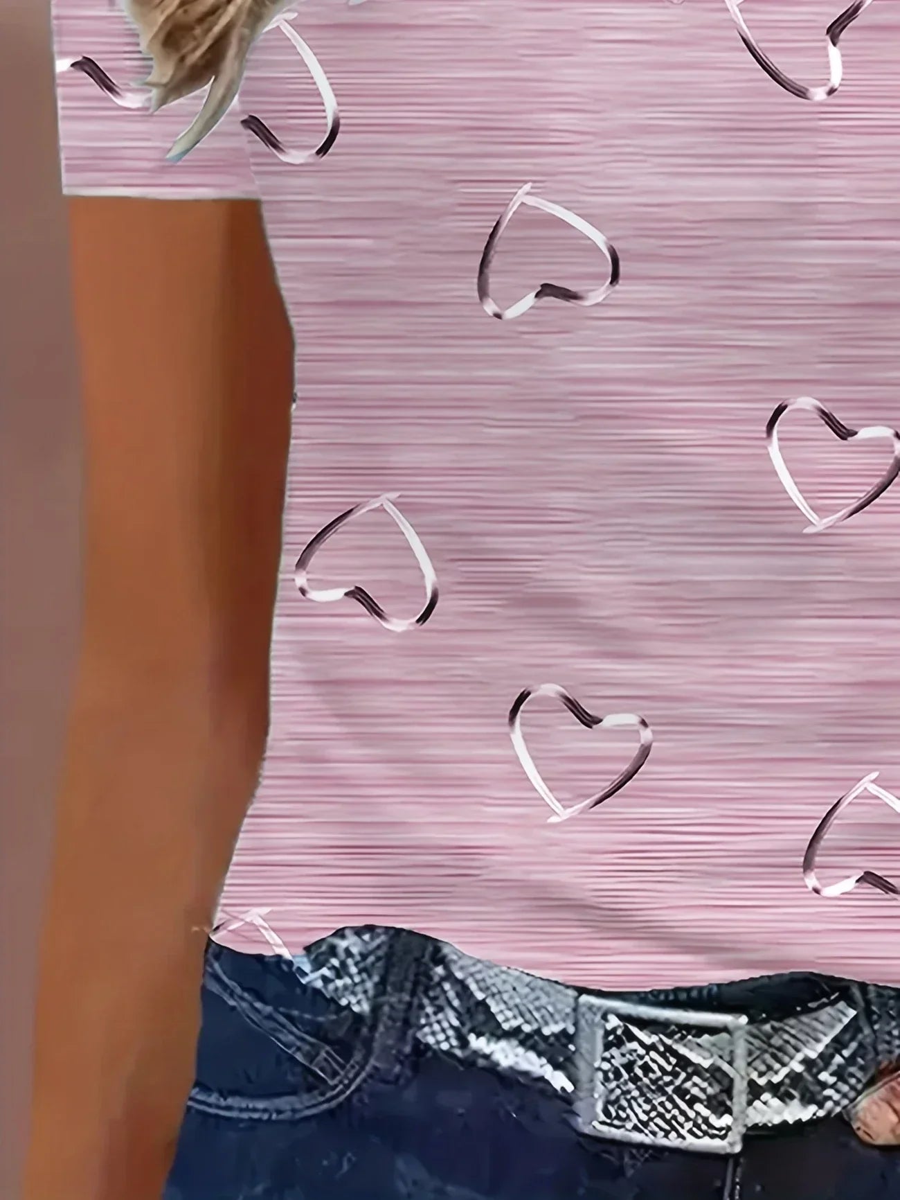 Top à Col en V avec Imprimé Cœur pour Femme | Idéal pour Usage Quotidien