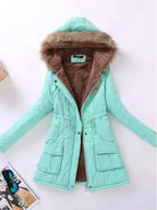 Veste d’Hiver avec Capuche et Doublure Intérieure pour Femmes | Idéale pour le Quotidien