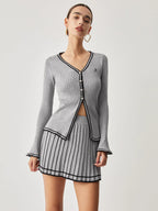 Ensemble Tricoté Deux Pièces | Gris et Noir | Élégance Preppy Moderne
