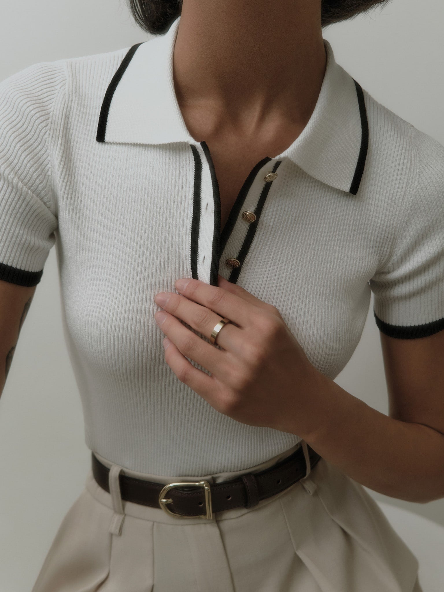 Haut Polo Côtelé Avec Boutons Pour Femme | Idéal Pour Un Usage Quotidien