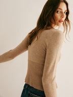 Cardigan Cintré à Col Rond avec Boutons sur le Devant pour Femme | Idéal pour le Quotidien