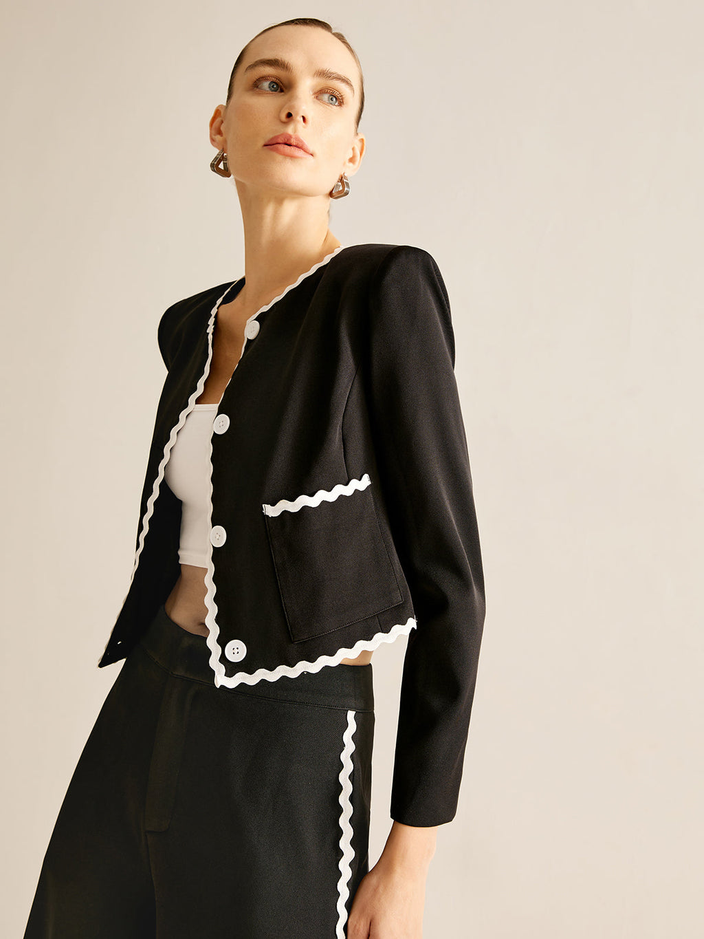 Blazer avec Finition Ondulée Contrastante Et Boutons pour Femme | Idéal pour Le Travail Et Le Temps Libre