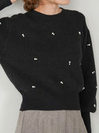 Pull Noir avec Détails de Perles et Coupe Légèrement Ample pour Femmes | Idéal pour Tenues Quotidiennes