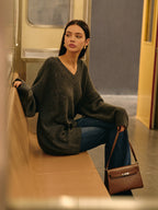 Pull Oversize À Col V Avec Finitions Côtelées Pour Femmes | Idéal Pour Tenues Quotidiennes