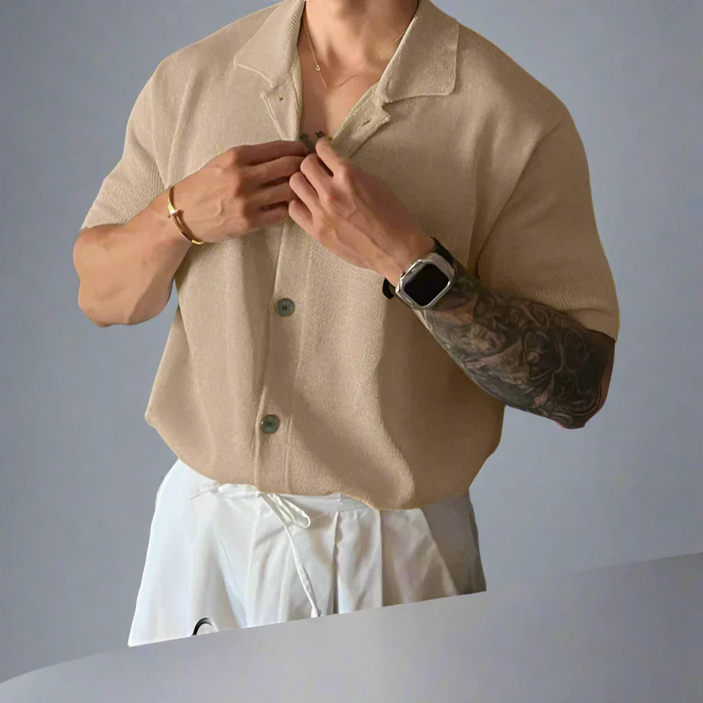 Chemise Casual à Manches Courtes avec Coupe Ajustée pour Homme | Idéal pour le Quotidien