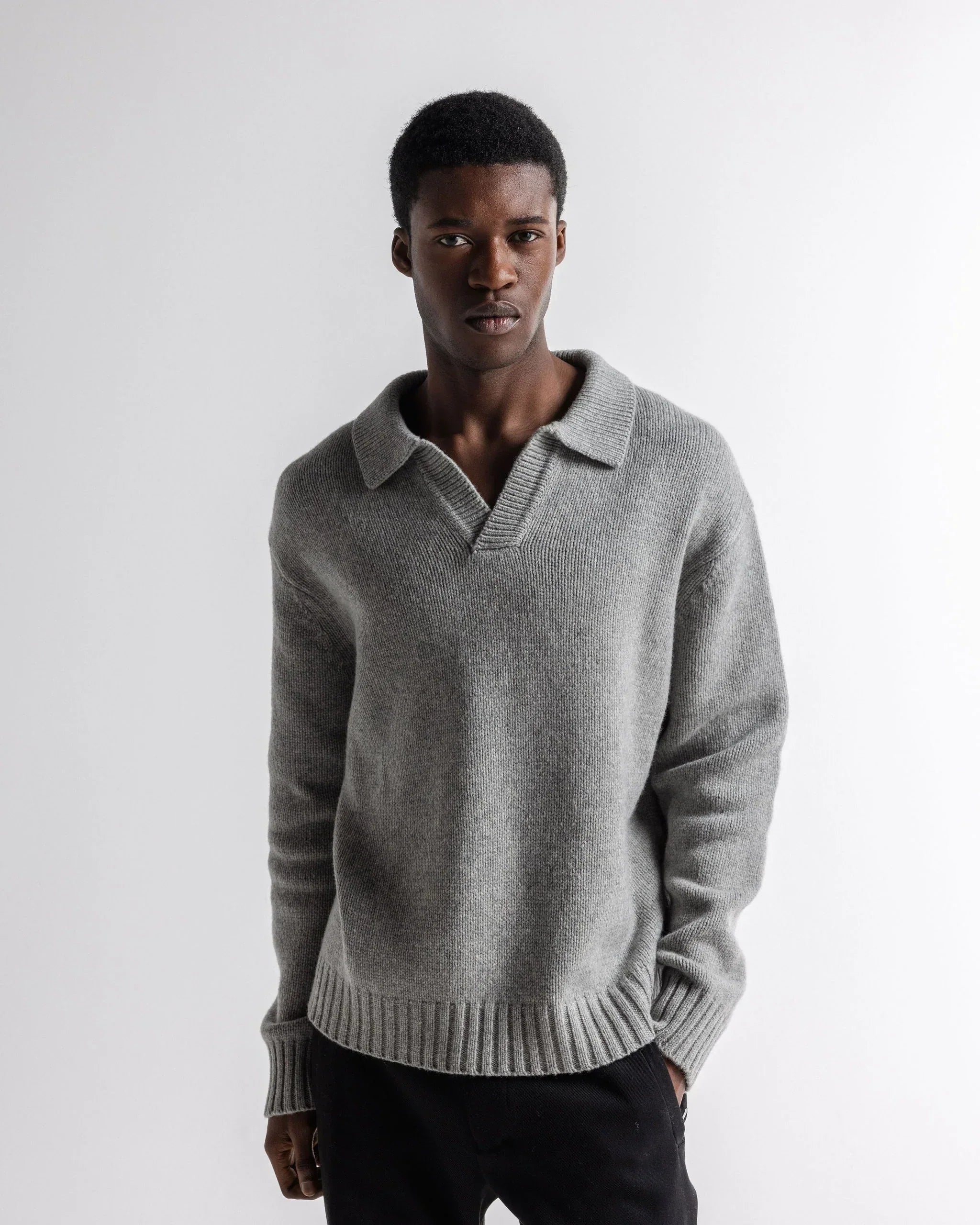 Pull-Over Homme à Coupe Décontractée pour Usage Quotidien | Idéal pour la Mi-Saison