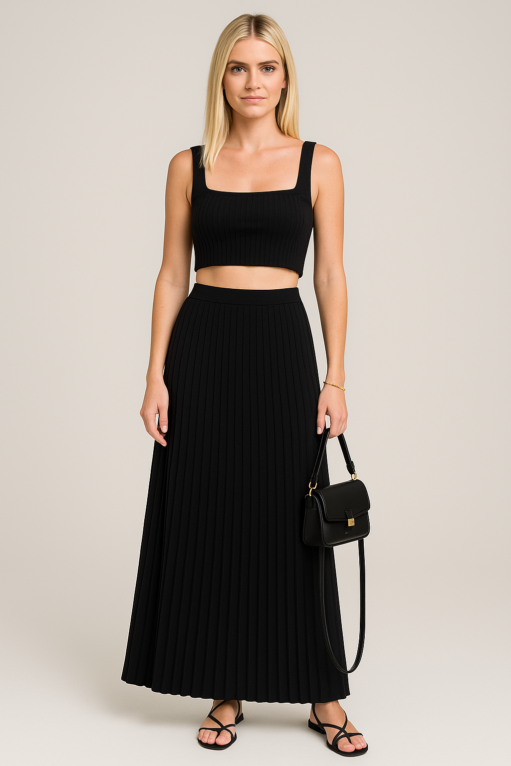 Ensemble Deux Pièces avec Crop Top Slim Fit et Jupe Maxi Plissée pour Femme | Idéal pour un Usage Quotidien