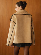Manteau Droit avec Passepoil Contrasté et Manches Longues pour Femme | Idéal pour l’Automne et l’Hiver