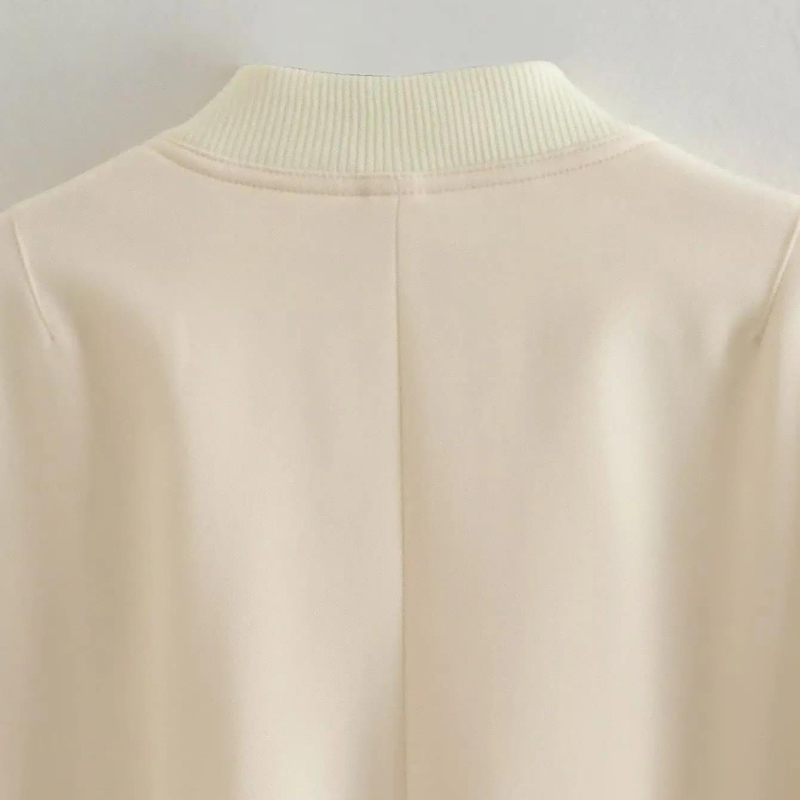 Veste Courte À Fermeture Boutonnée Et Coupe Droite Pour Femme | Idéale Pour Le Printemps Et L’Automne