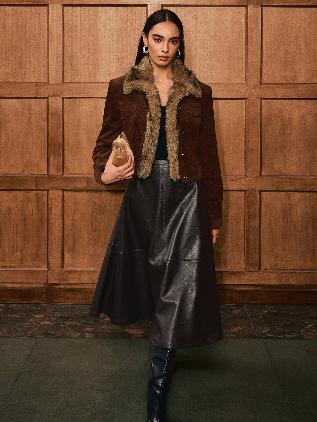Veste Courte à Col Imitation Fourrure pour Femme | Idéale pour la Mi-Saison
