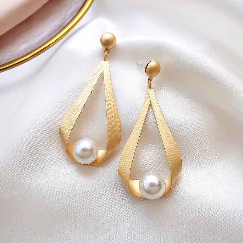 Boucles d’Oreilles Pendantes Deux Pièces à Design Rond pour Femmes | Idéales pour les Occasions Spécial
