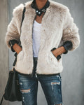 Manteau Long à Col Imitation Fourrure pour Femme | Idéal pour la Saison Hivernale