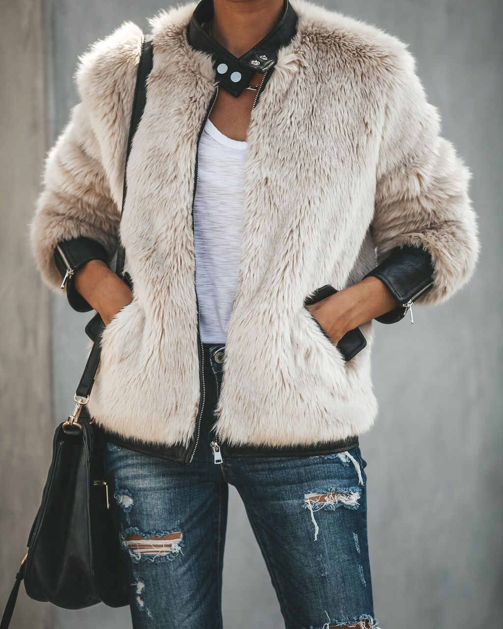 Manteau Long à Col Imitation Fourrure pour Femme | Idéal pour la Saison Hivernale
