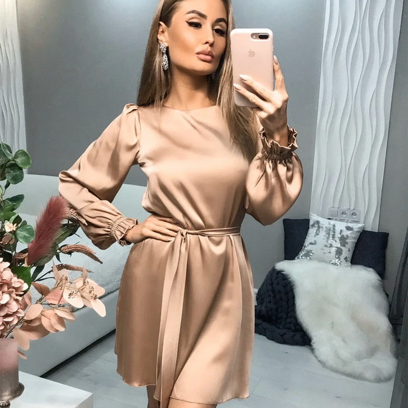 Robe De Soirée Avec Coupe Classique Et Longueur Courte Pour Femmes | Idéal Pour Occasions Festives