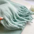 Écharpe Longue d’Hiver avec Finition Lisse pour Femme | Idéale pour la Saison Froide