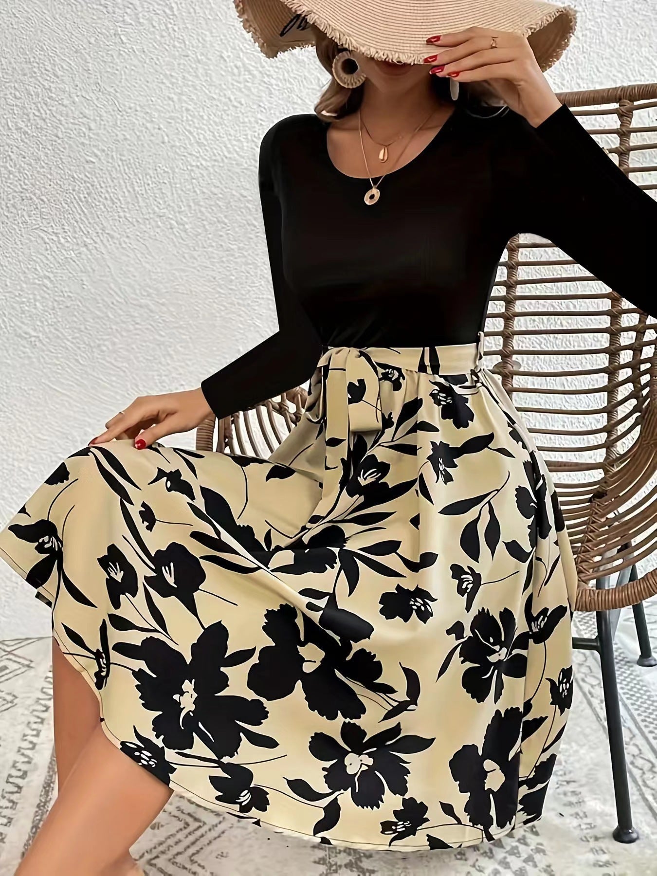 Robe Midi à Imprimé Floral avec Haut Smocké pour Femme | Idéale pour Événements et Quotidien