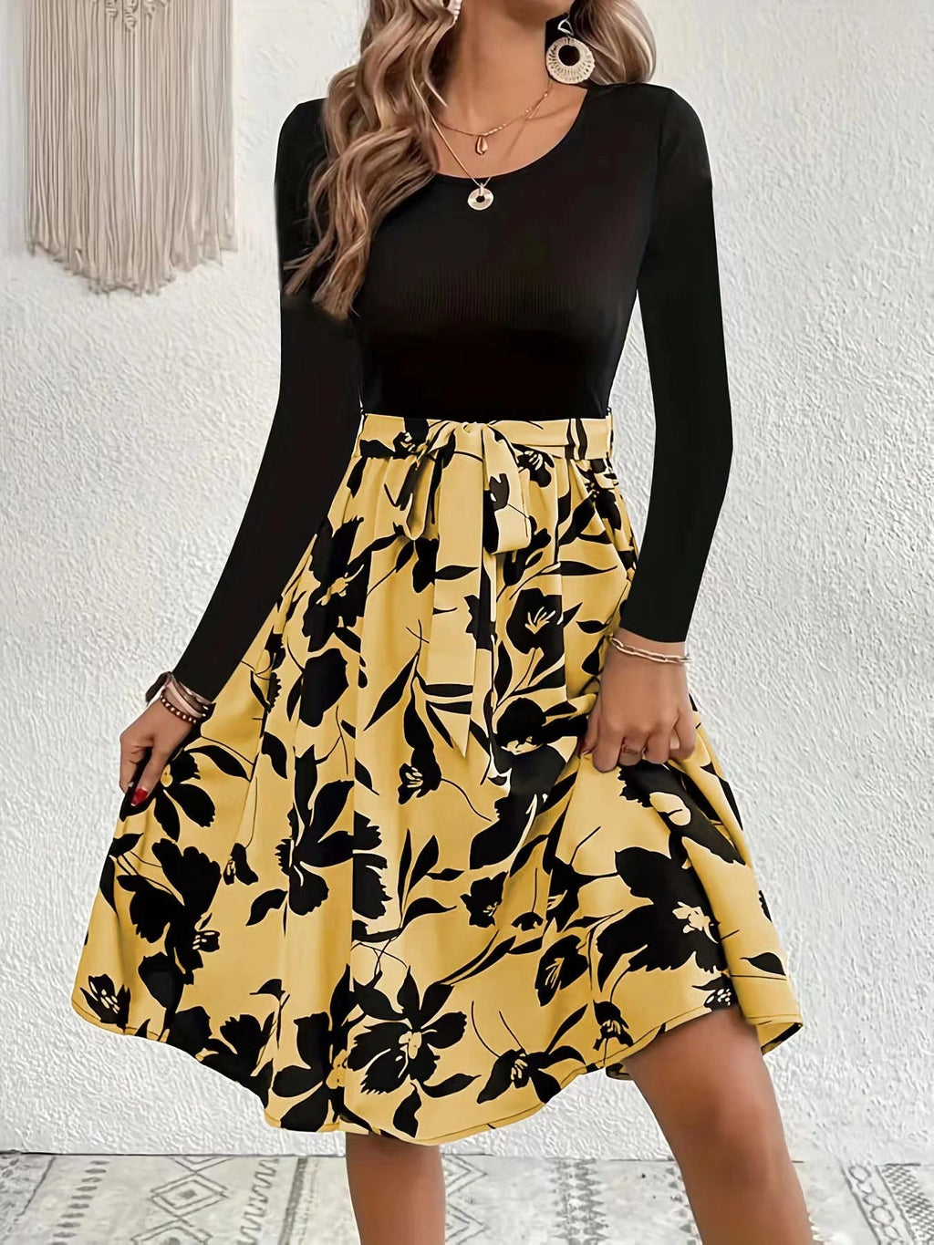 Robe Midi à Imprimé Floral avec Haut Smocké pour Femme | Idéale pour Événements et Quotidien