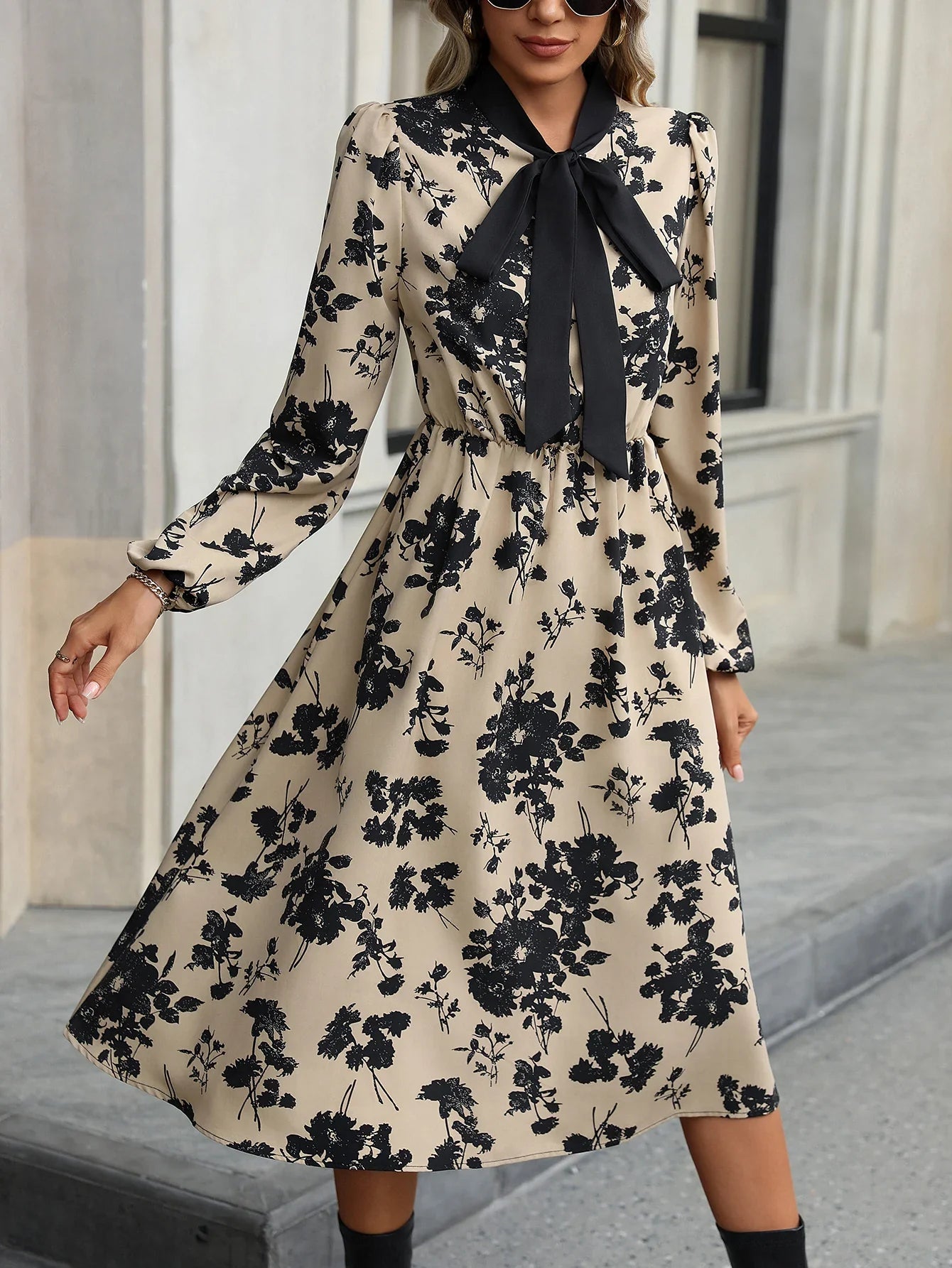 Robe Midi à Imprimé Floral avec Col Nœud pour Femme | Idéale pour Occasions Quotidiennes et Événements