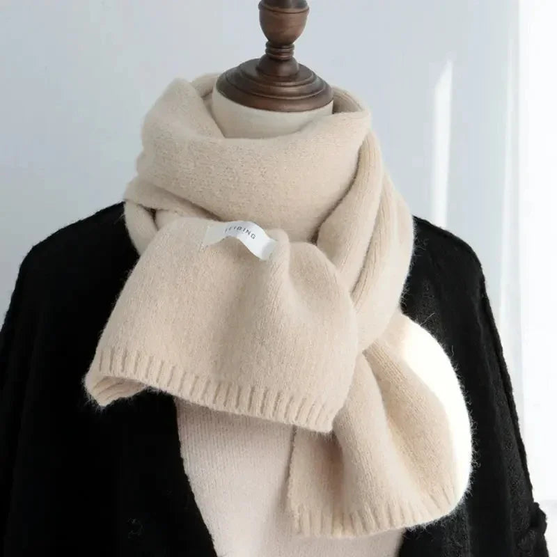 Écharpe D’Hiver pour Femme Avec Design Polyvalent | Idéale pour La Saison Froide