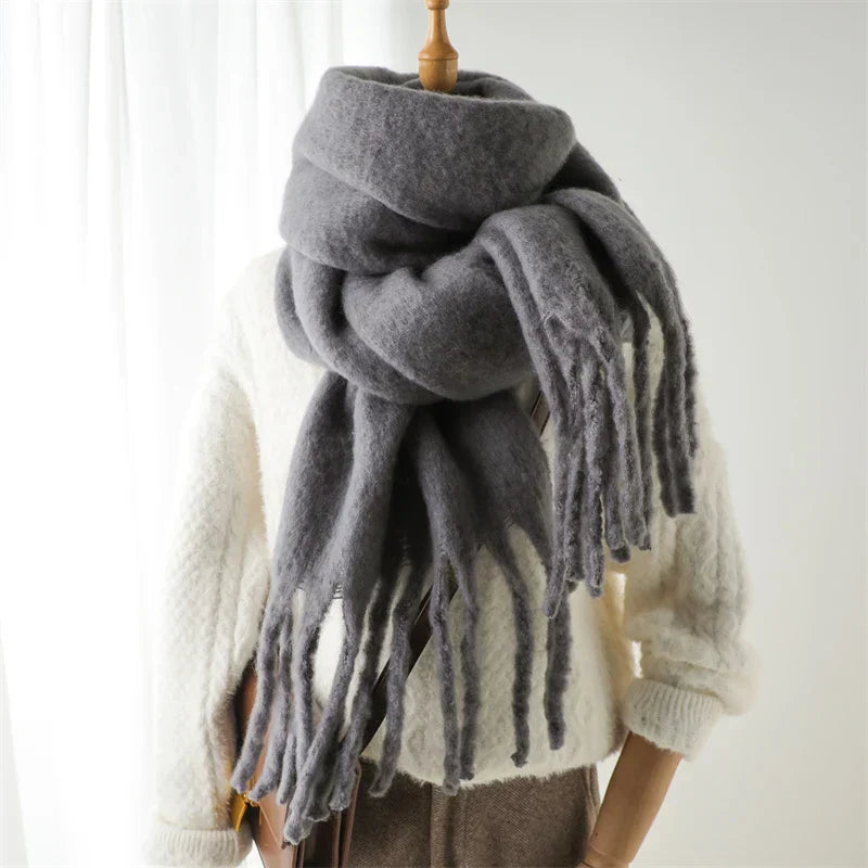 Écharpe D’Hiver pour Femme Avec Grandes Franges | Idéale pour La Saison Froide
