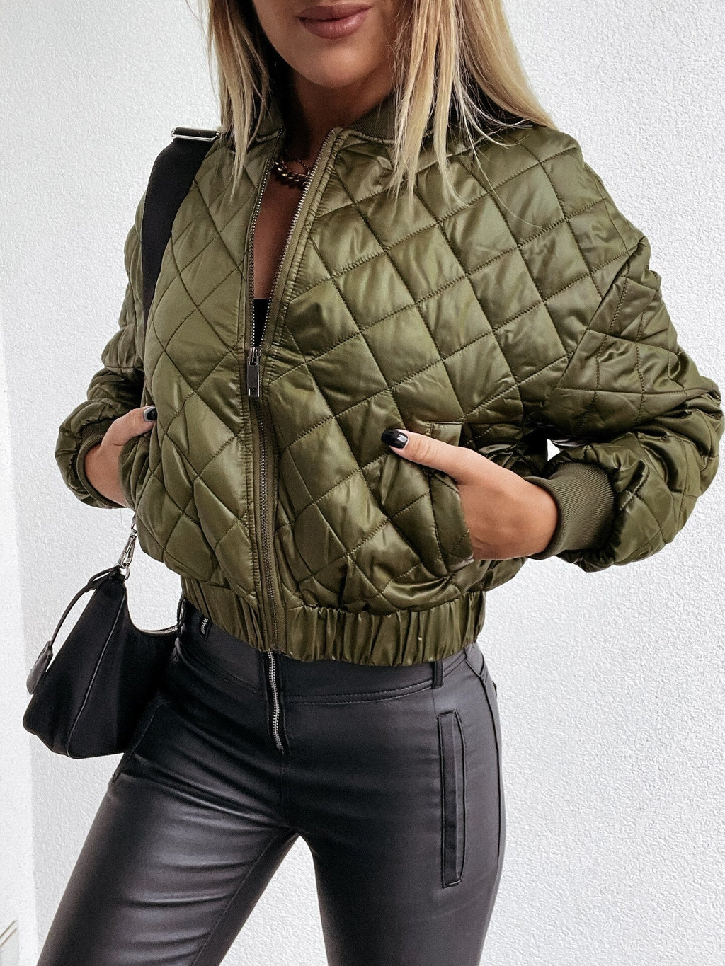 Veste Puffer Courte Matelassée Avec Fermeture Zippée Pour Femme | Idéale Pour La Saison Froide Et Les Activités Quotidiennes