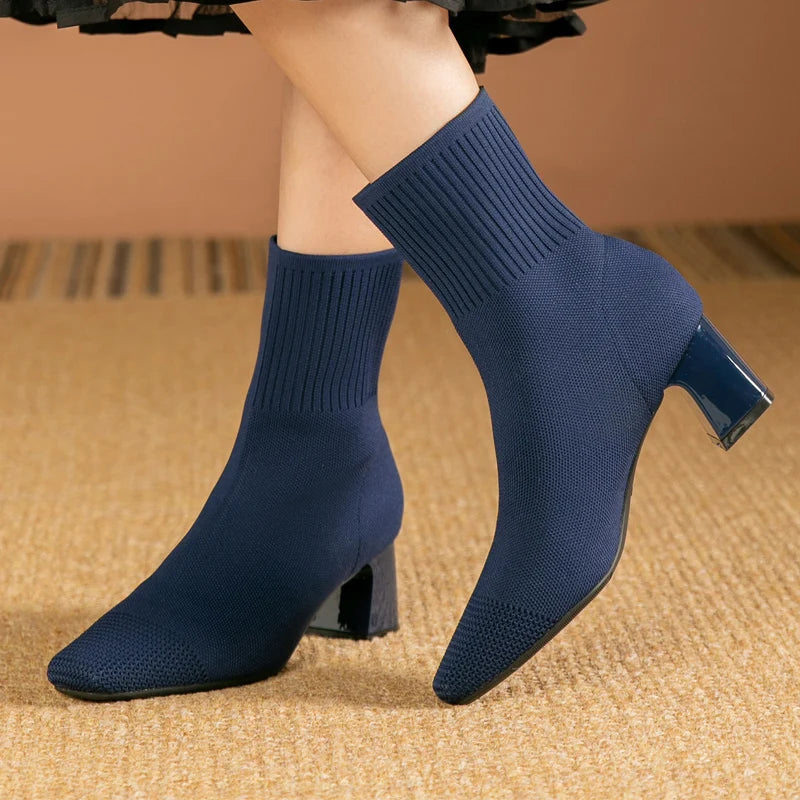 Bottines à Talon Moyen avec Semelle Stable pour Femmes | Idéal pour Usage Quotidien