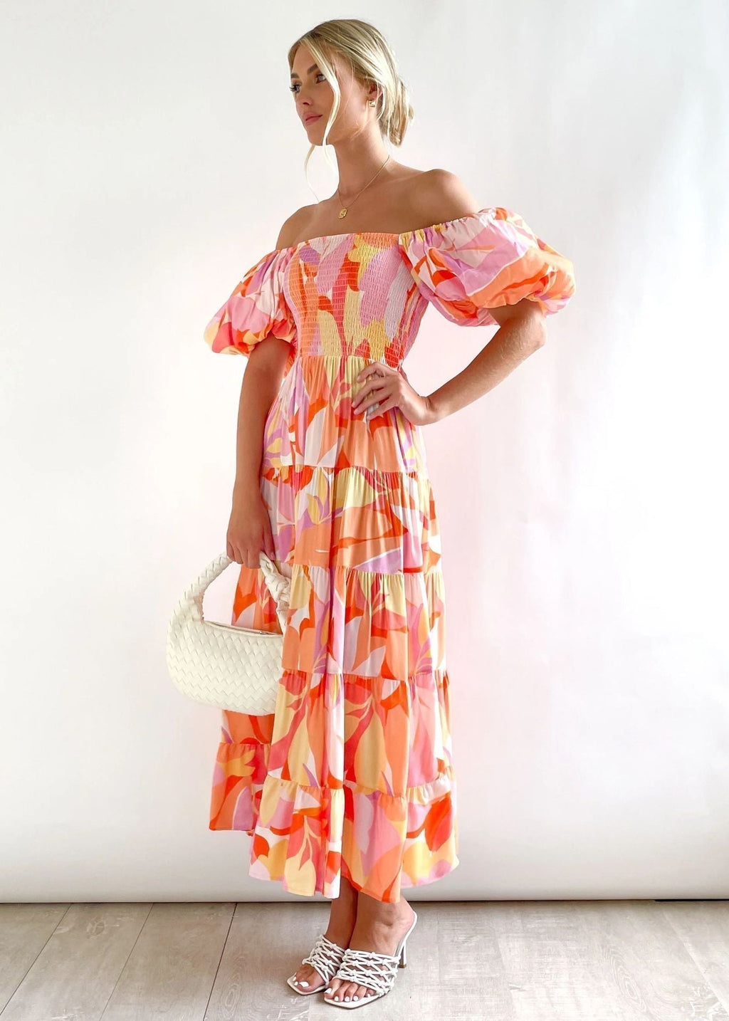 Robe Midi Épaules Dénudées Avec Imprimé Floral Et Buste Smocké Pour Femme | Idéale Pour Les Occasions Et Événements