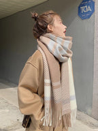 Écharpe D’Hiver À Motif Carreaux pour Femme | Idéale pour La Saison Froide